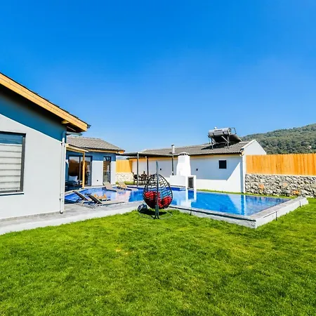 Villa Sade 1 Secluded Large Pool