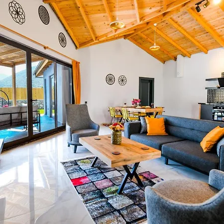 Sade 1 Secluded Large Pool Sidek